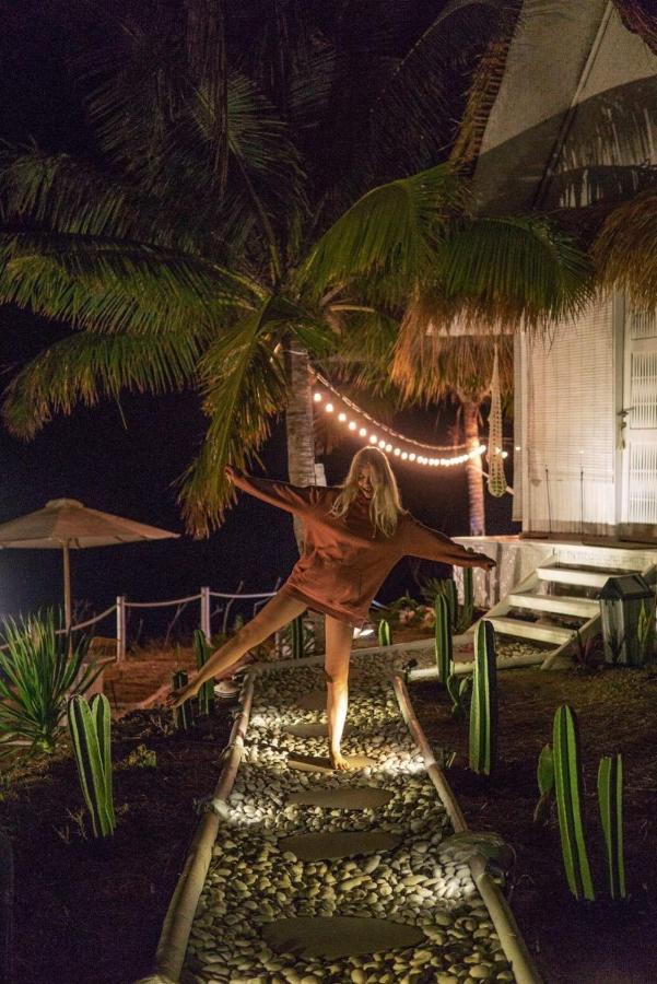 Tropical Glamping Nusa Penida - Private Romantic Seaside Bungalow Diamond Beach Polilit Exterior foto